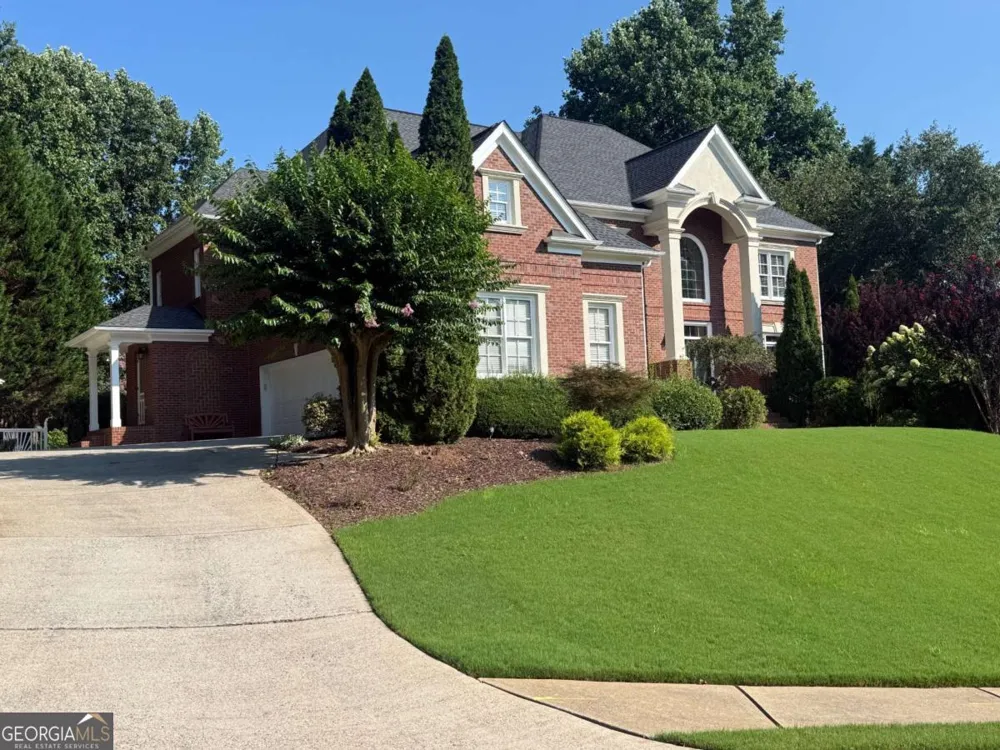 2120 Falling Water CT Cumming, GA 30041