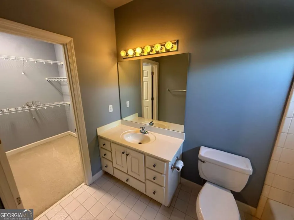 2120 Falling Water CT Cumming, GA 30041