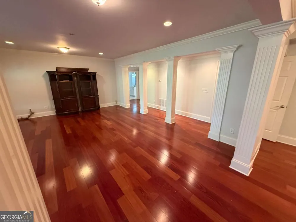 2120 Falling Water CT Cumming, GA 30041
