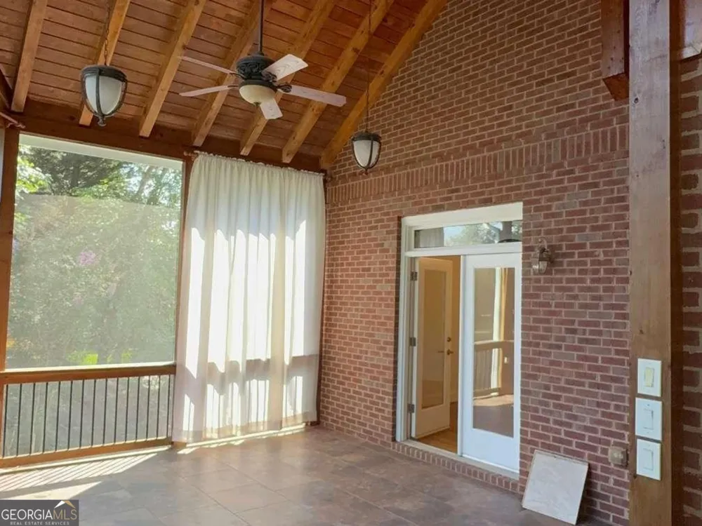 2120 Falling Water CT Cumming, GA 30041