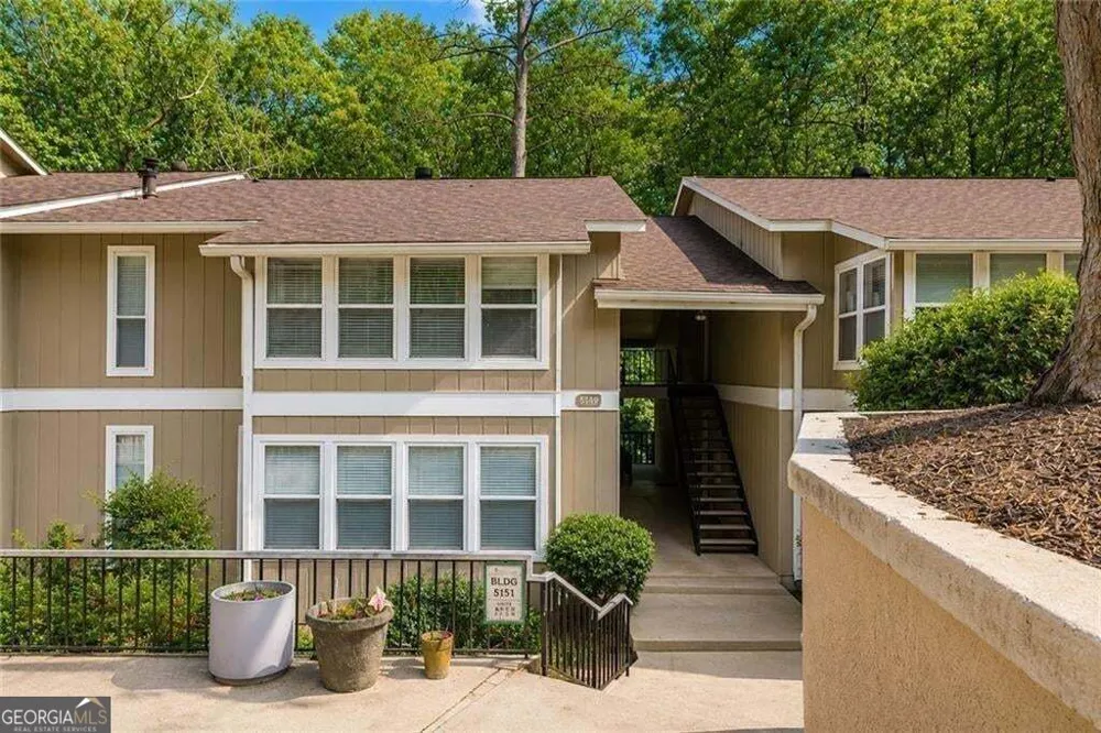 5149 Roswell RD Atlanta, GA 30342
