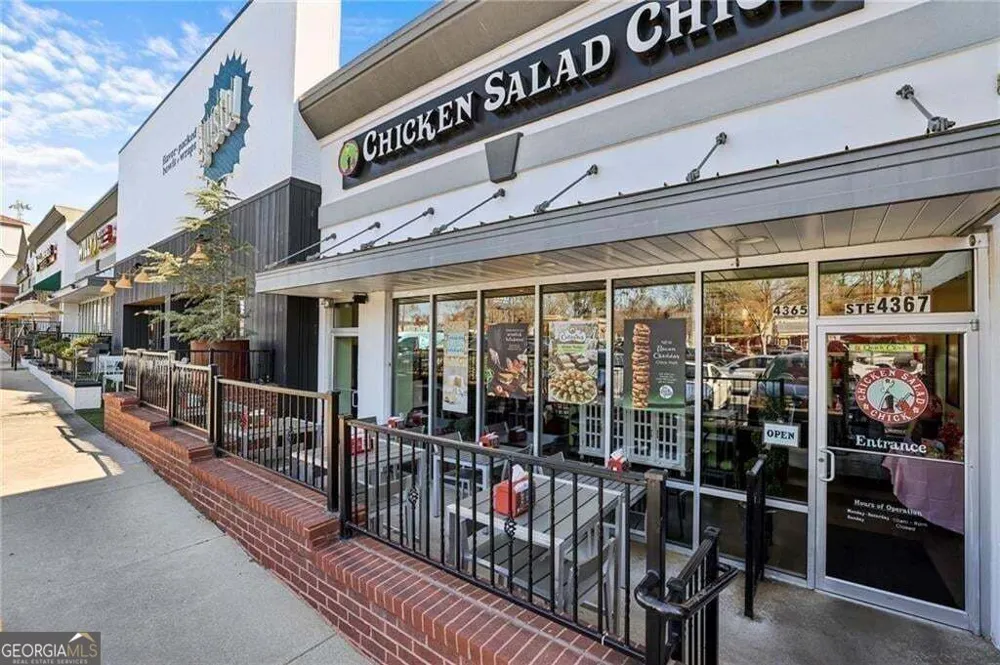 5149 Roswell RD Atlanta, GA 30342