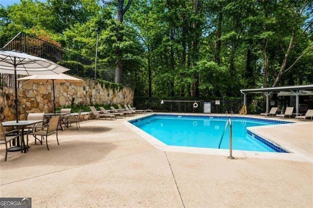 5149 Roswell RD Atlanta, GA 30342