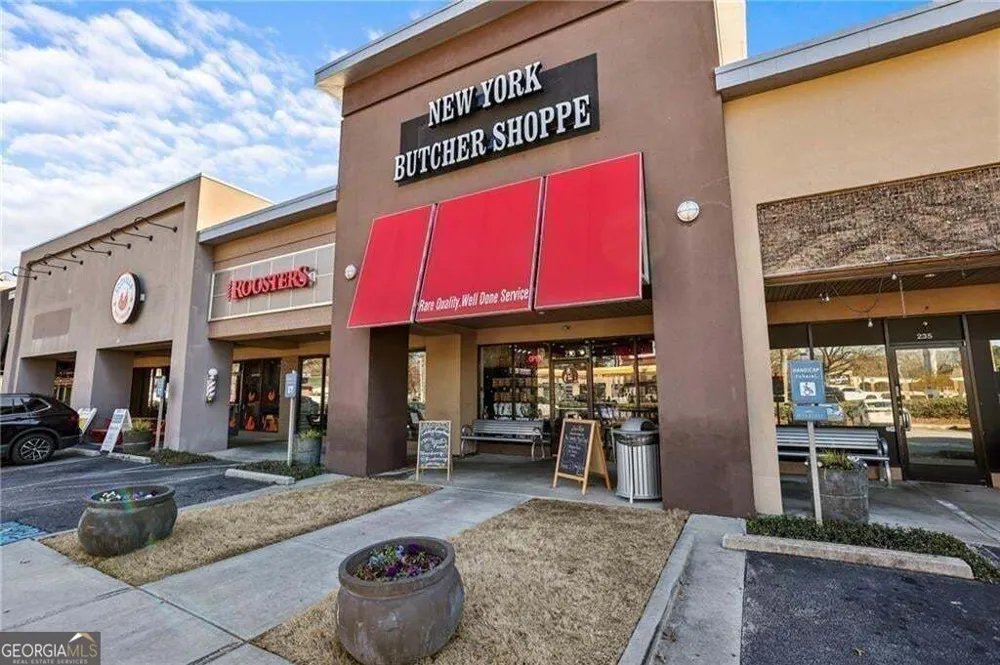 5149 Roswell RD Atlanta, GA 30342