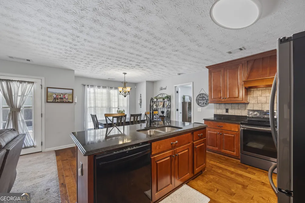 2005 Troy Smith RD Monroe, GA 30656
