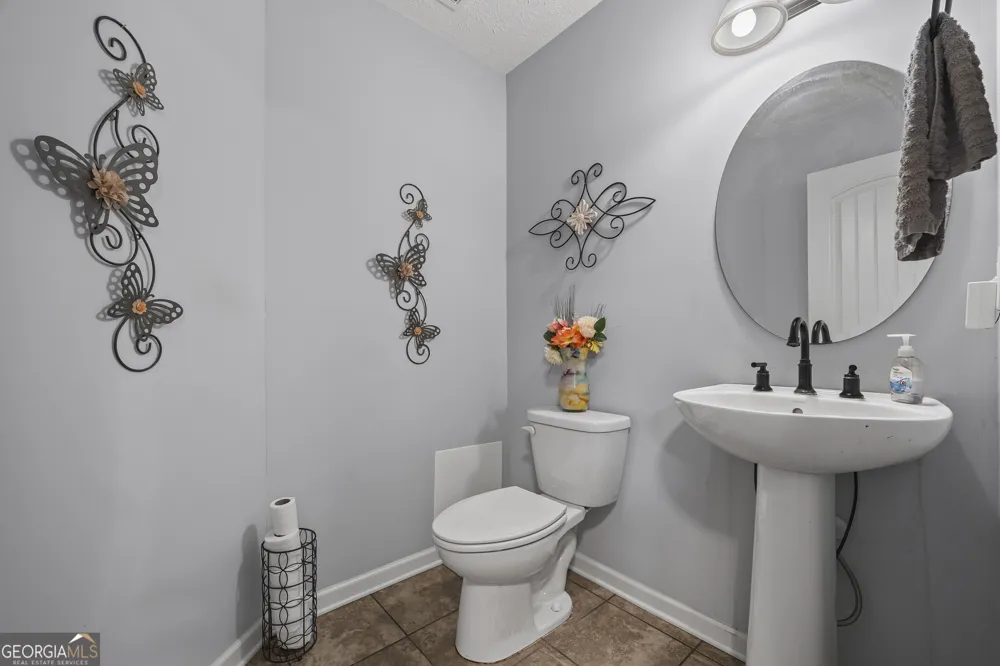 2005 Troy Smith RD Monroe, GA 30656