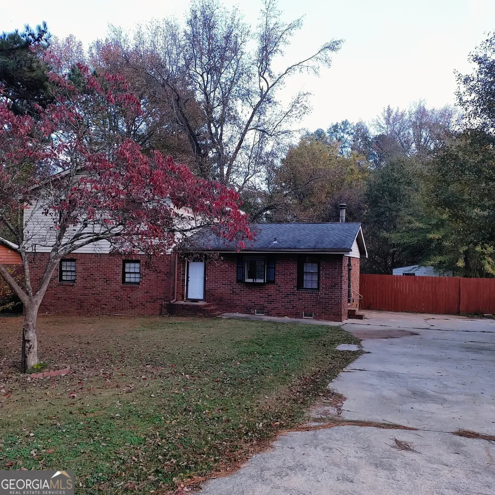 1217 Dove CT Morrow, GA 30260