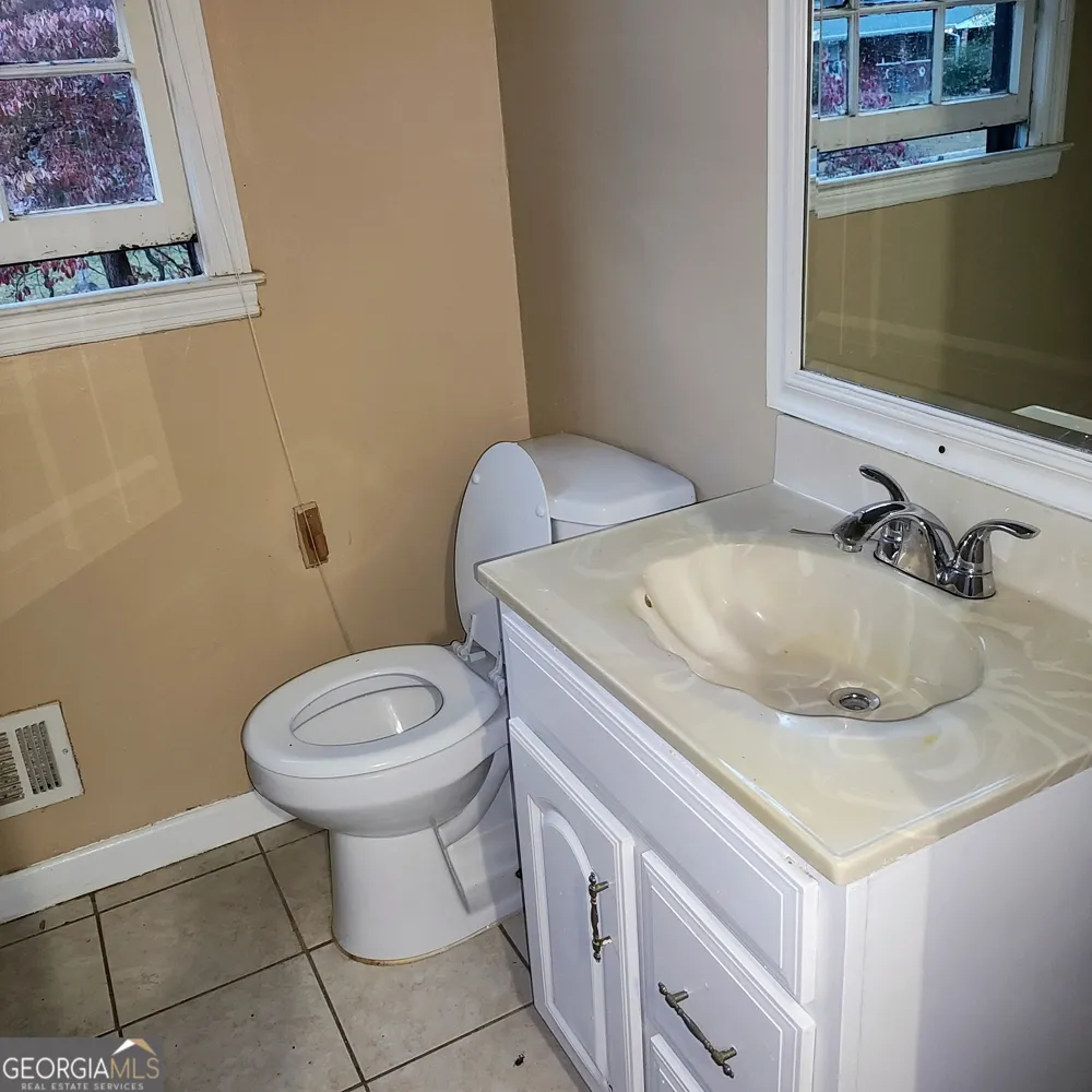 1217 Dove CT Morrow, GA 30260