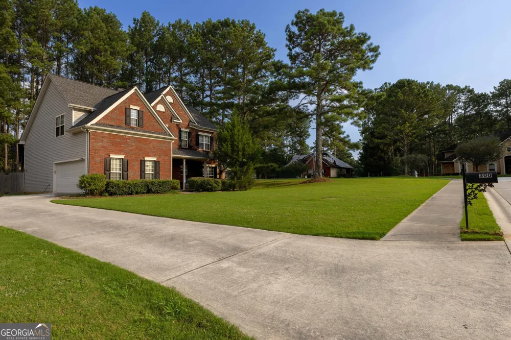 300 Pilgrim WAY Fayetteville, GA 30214