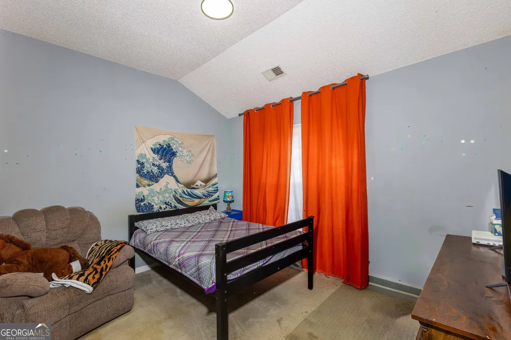 300 Pilgrim WAY Fayetteville, GA 30214