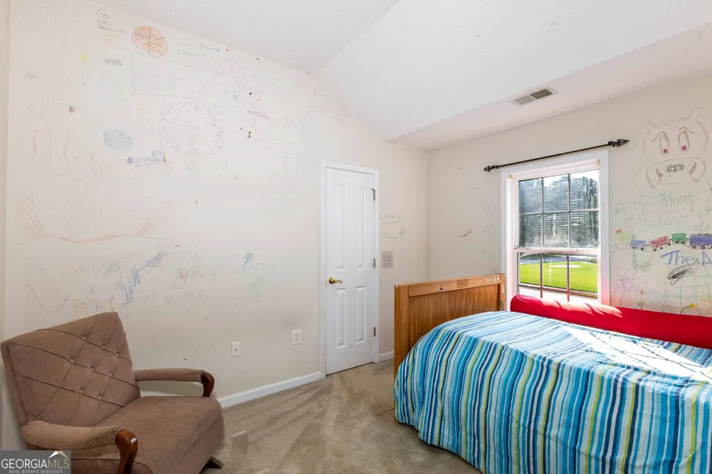 300 Pilgrim WAY Fayetteville, GA 30214