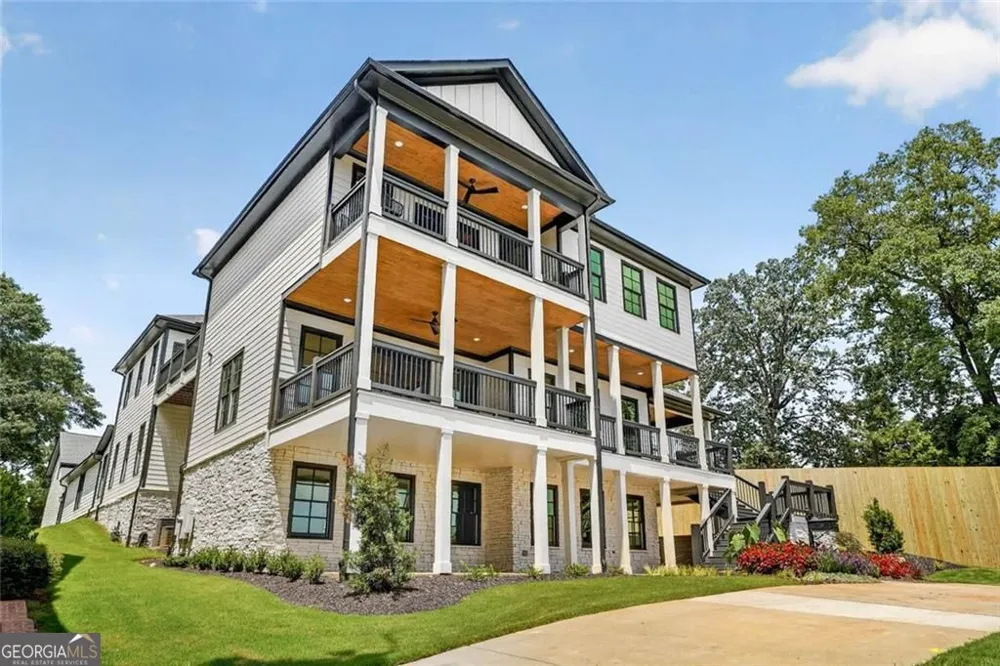 2153 Cooper Lake RD SE Smyrna, GA 30080