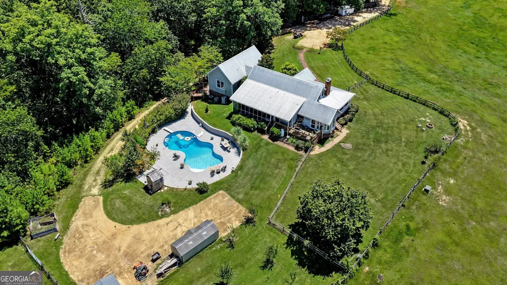 160 Tanya RD Milledgeville, GA 31061