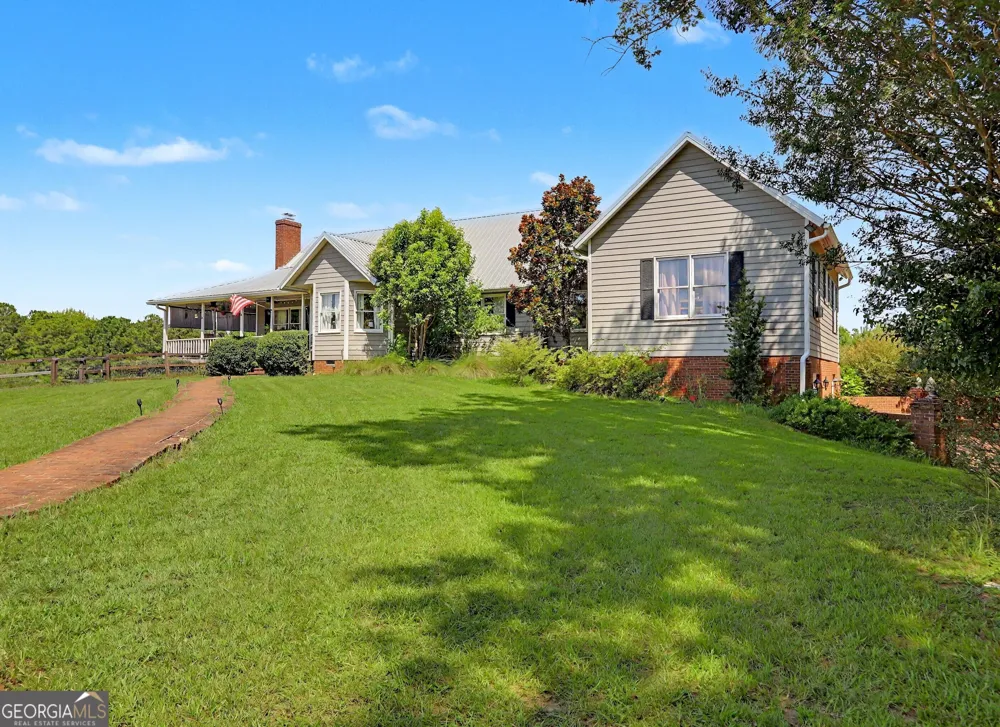 160 Tanya RD Milledgeville, GA 31061