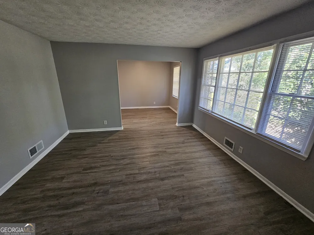2858 Davidson DR Lithonia, GA 30058