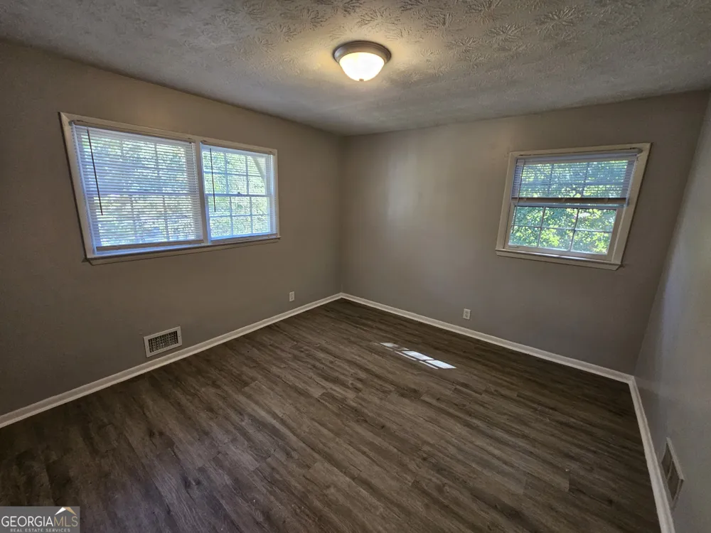 2858 Davidson DR Lithonia, GA 30058