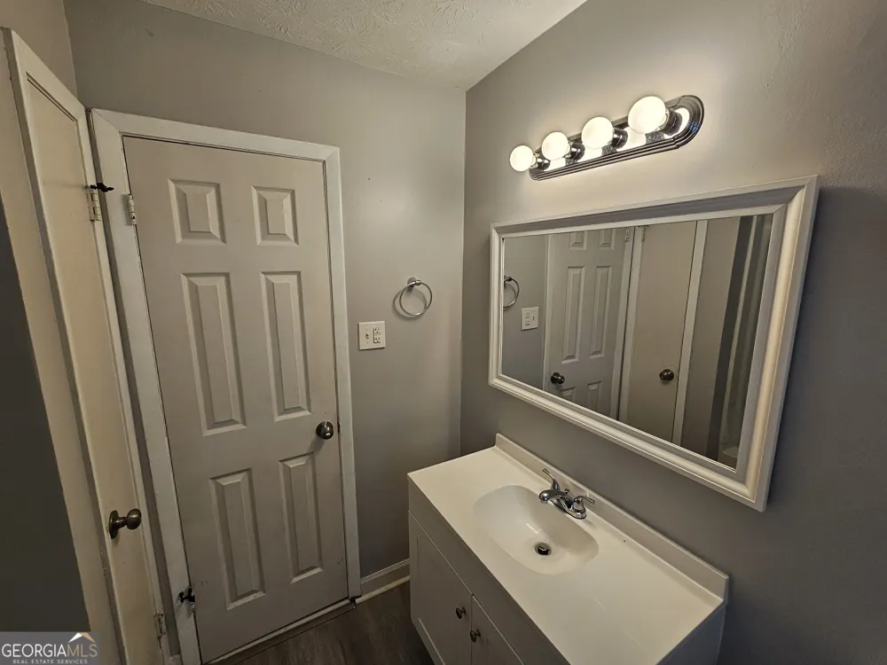 2858 Davidson DR Lithonia, GA 30058