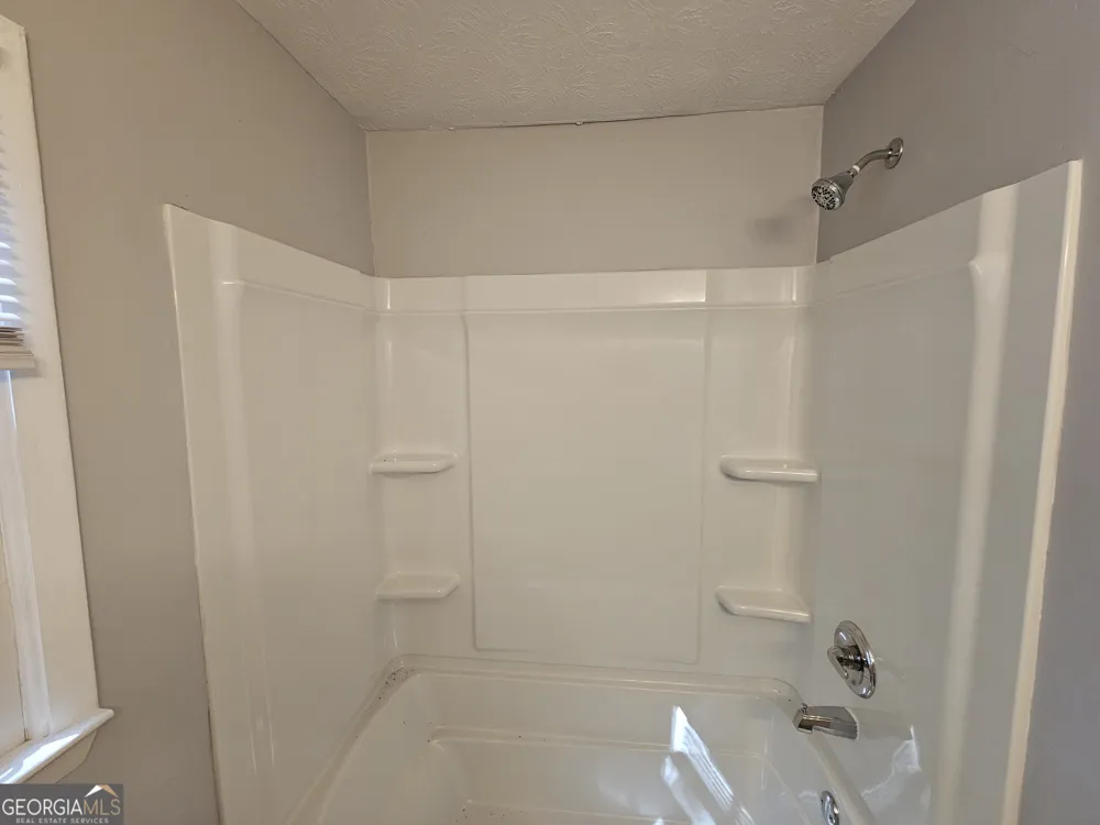 2858 Davidson DR Lithonia, GA 30058