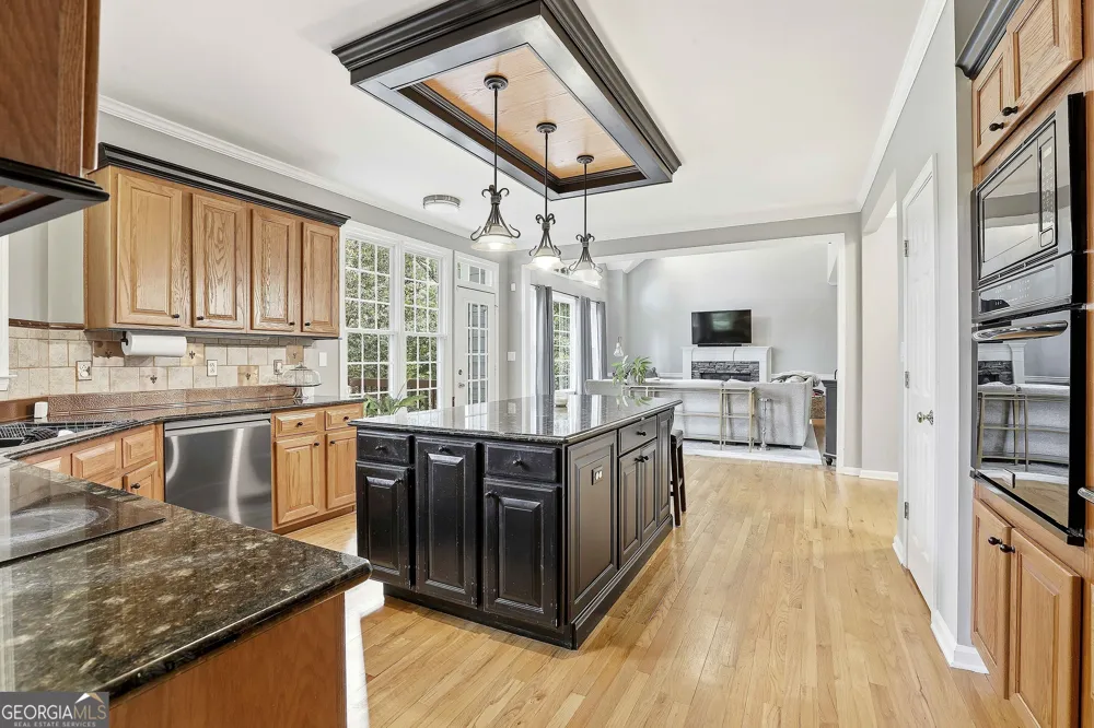 265 Hidden Lake DR Fayetteville, GA 30215
