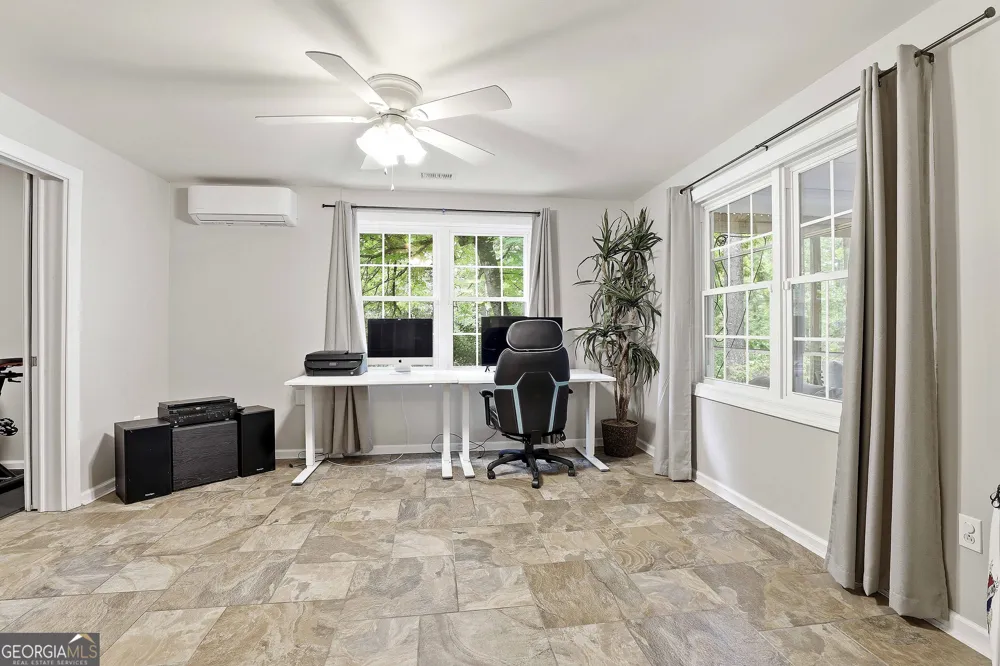 265 Hidden Lake DR Fayetteville, GA 30215