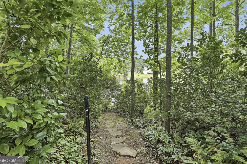265 Hidden Lake DR Fayetteville, GA 30215
