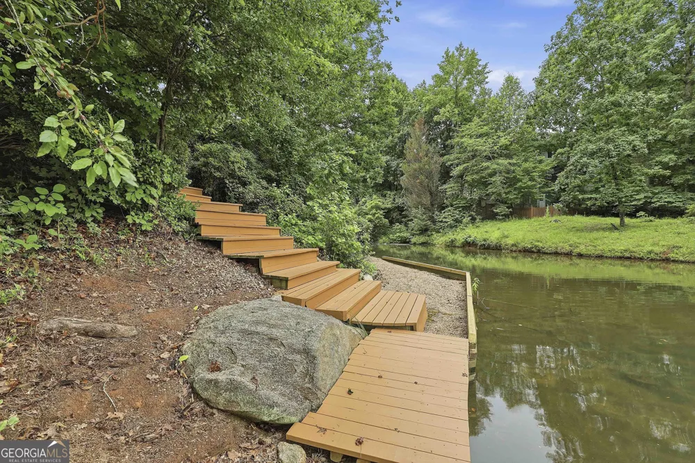 265 Hidden Lake DR Fayetteville, GA 30215