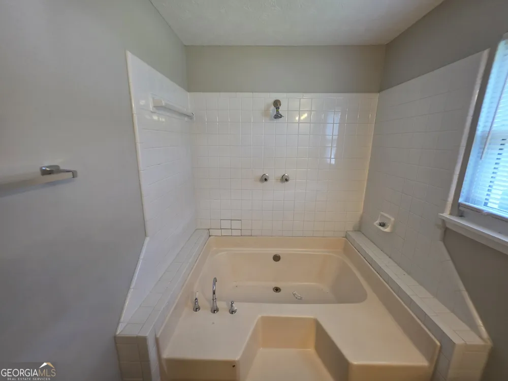 3000 Sebring CT Decatur, GA 30034