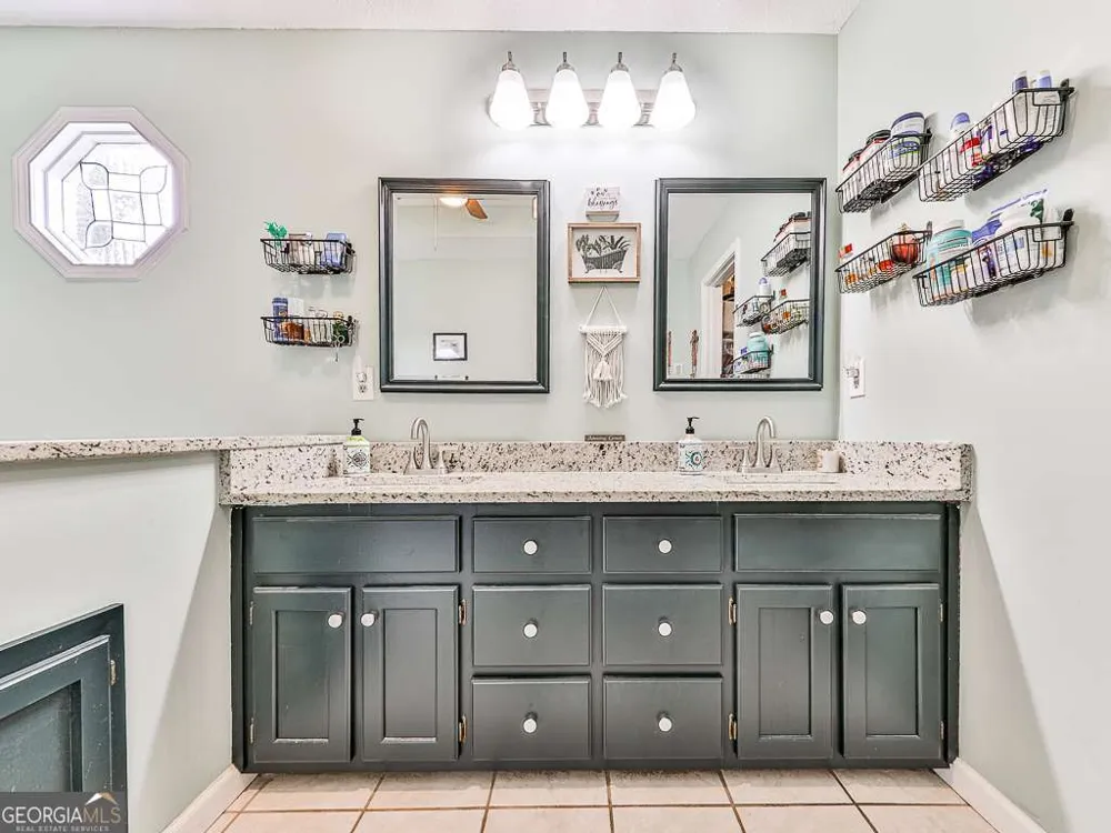10 Southwood DR NW Adairsville, GA 30103