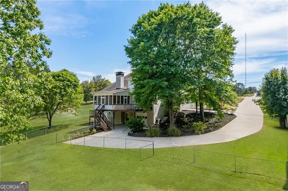3209 Thompson Mill RD Buford, GA 30519