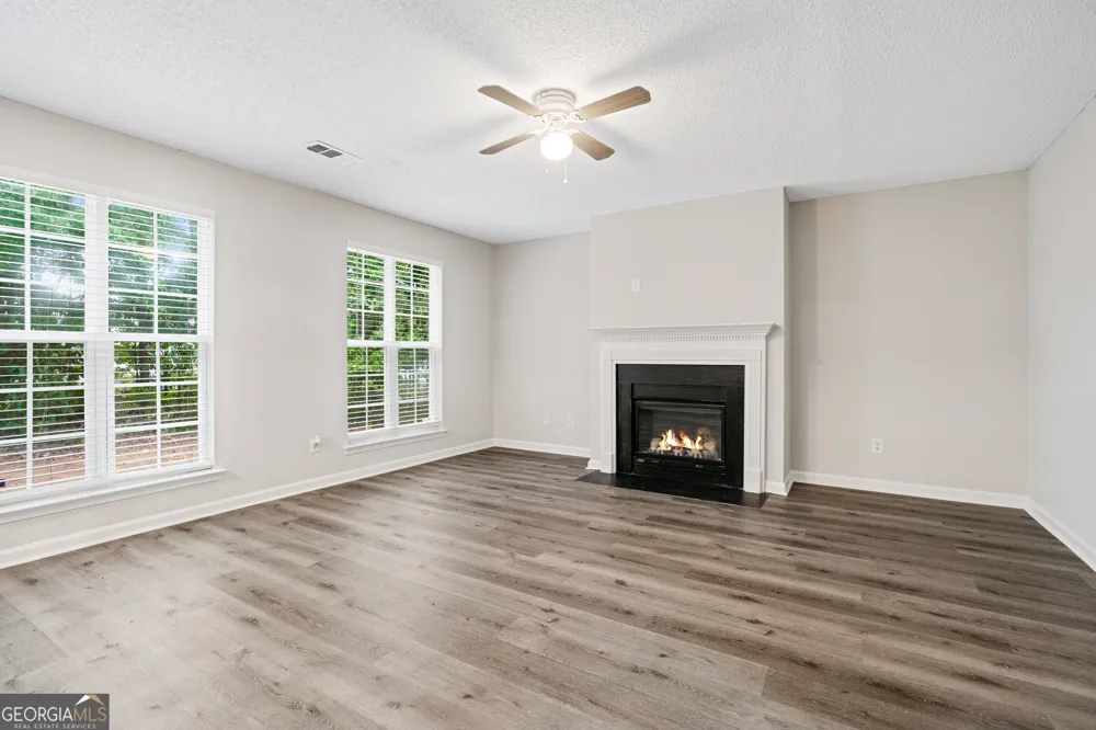 5849 Amerson LN Ellenwood, GA 30294