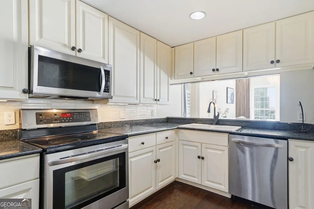 195 14th ST Atlanta, GA 30309