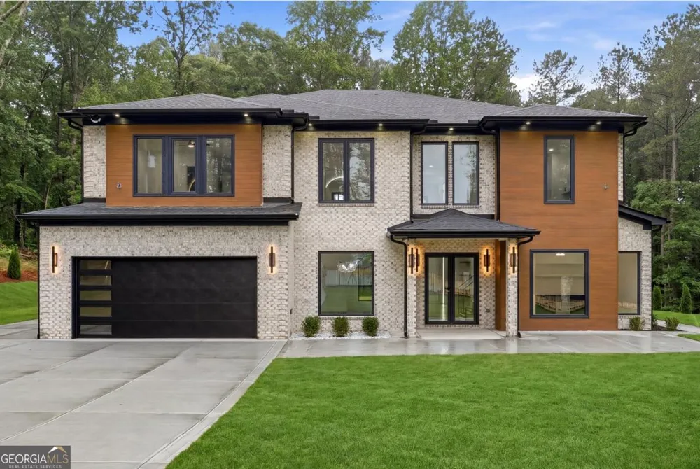 1563 Whitley RD Dacula, GA 30019