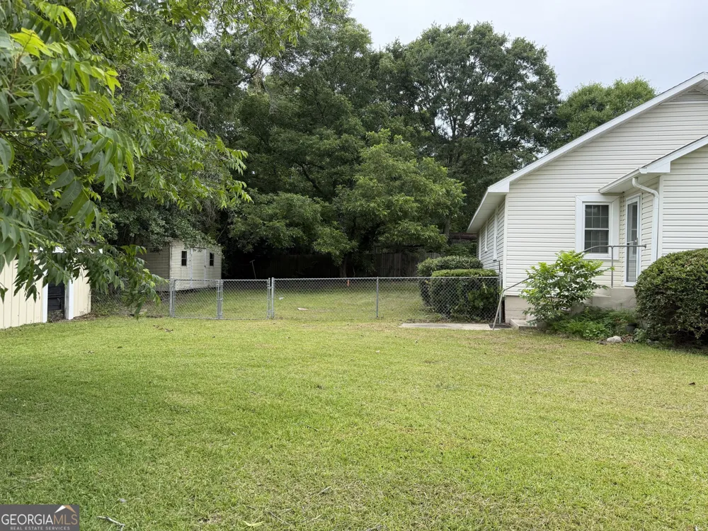 1021 Snow Hill ST Cadwell, GA 31009