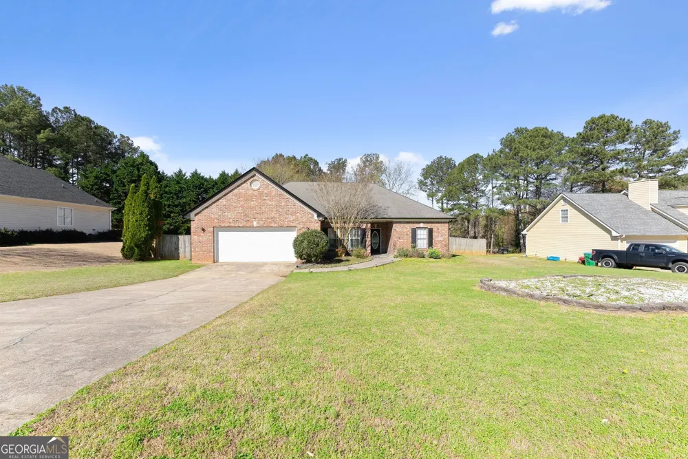716 Michael DR Winder, GA 30680