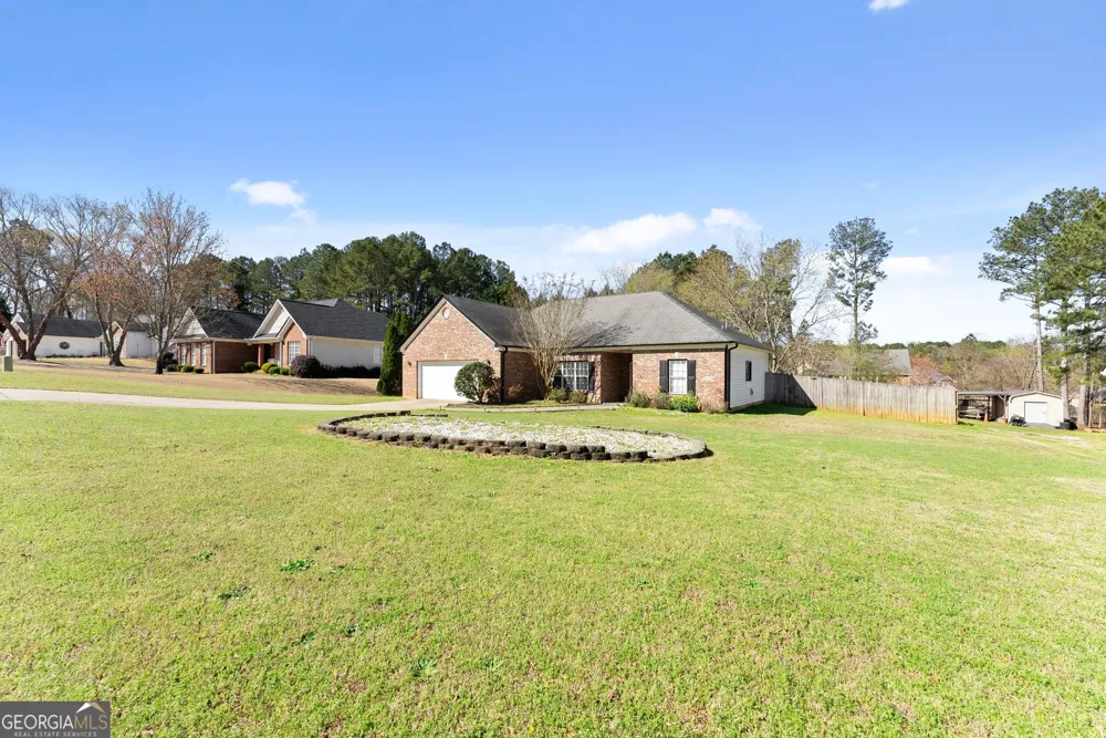 716 Michael DR Winder, GA 30680