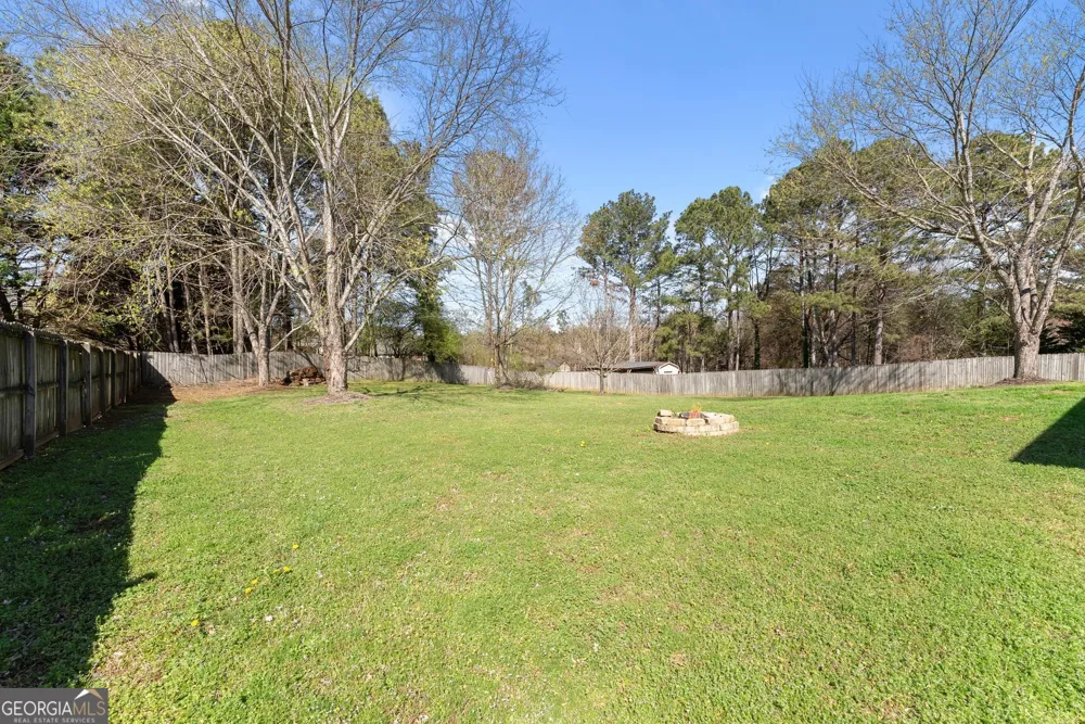 716 Michael DR Winder, GA 30680