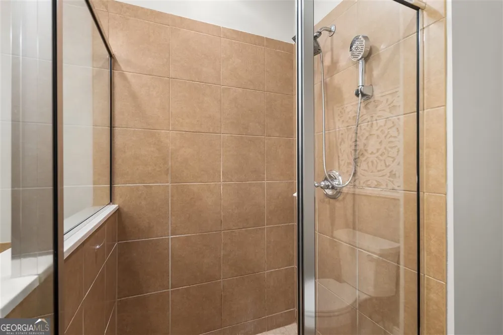 2704 Wander LN Alpharetta, GA 30022