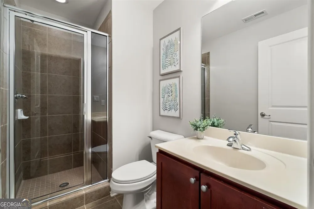 2704 Wander LN Alpharetta, GA 30022