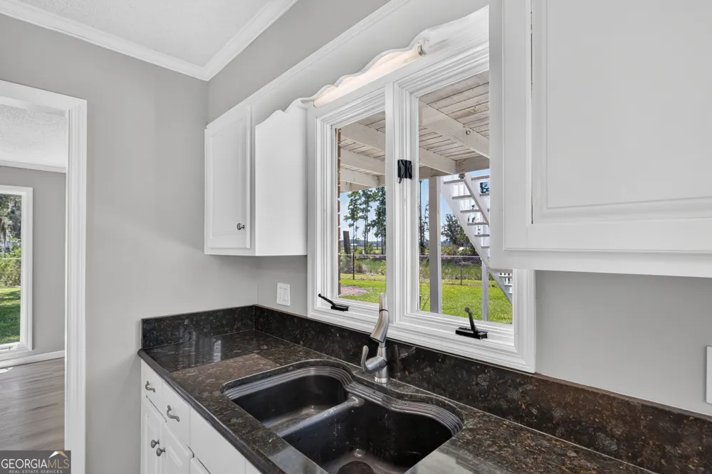 211 Tideland DR Midway, GA 31320