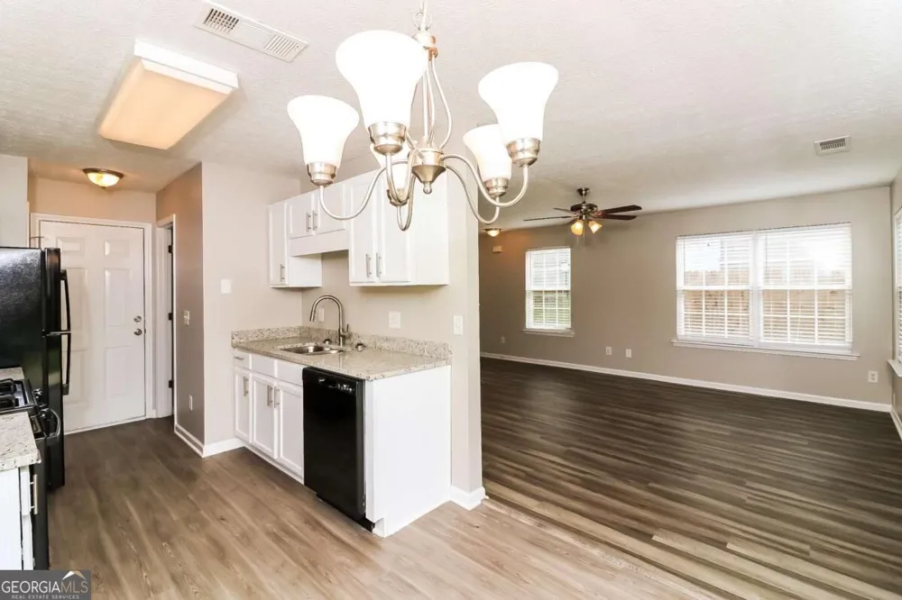 127 Silver Fox TRL Dallas, GA 30157
