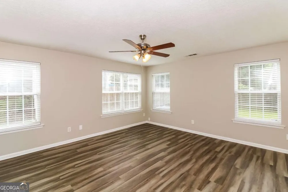127 Silver Fox TRL Dallas, GA 30157