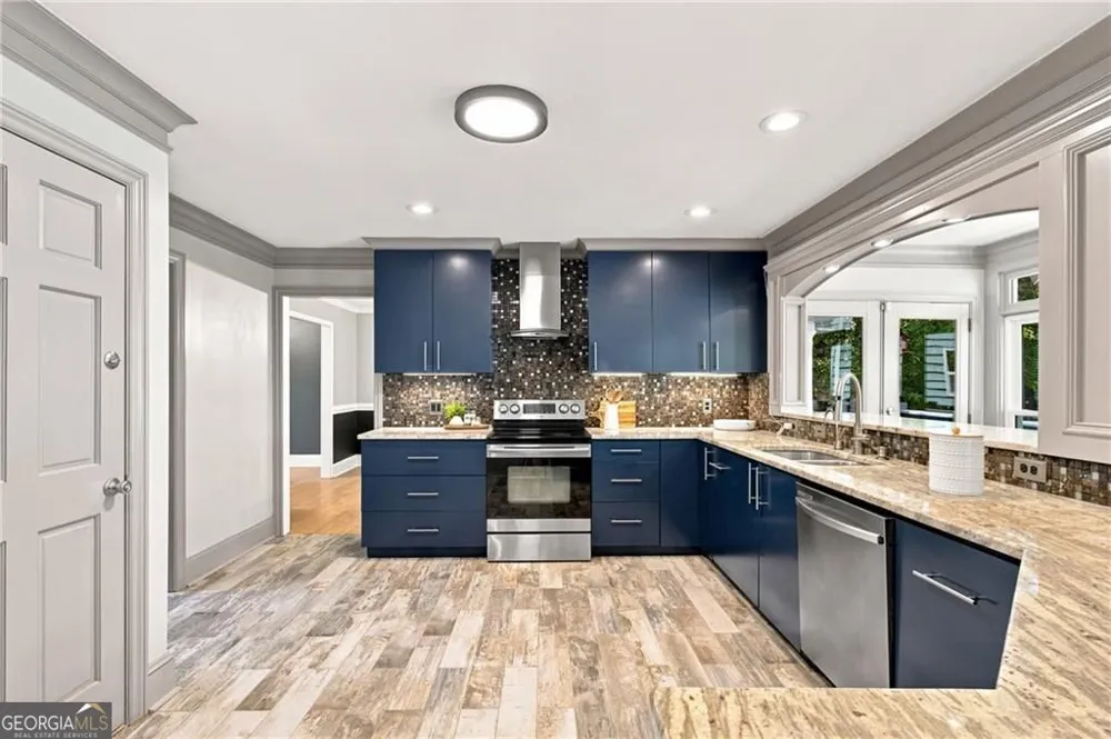 2069 Ursuline WAY NW Acworth, GA 30101