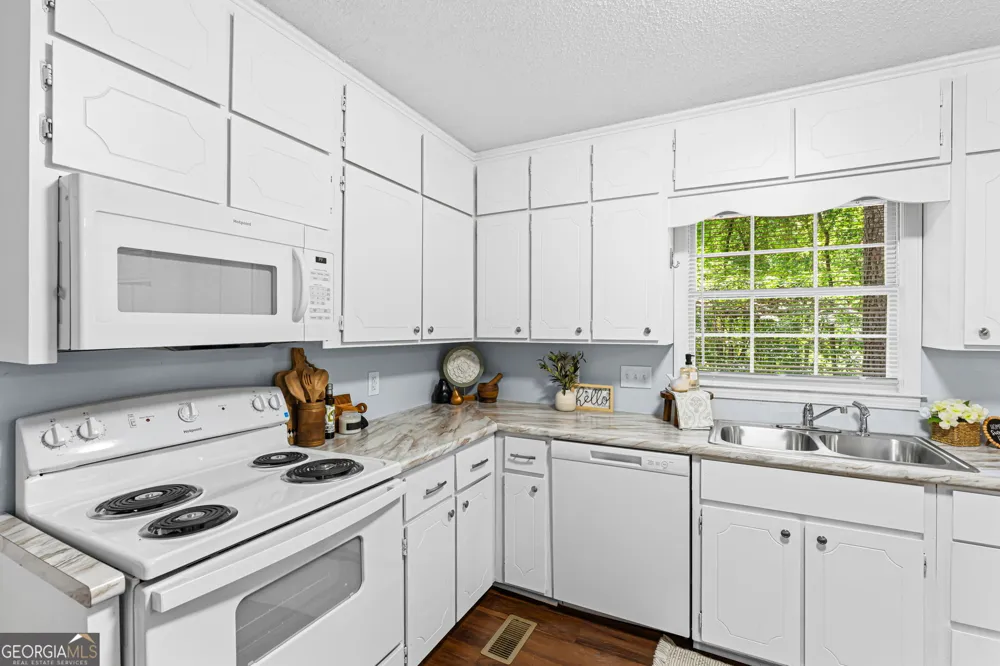 995 Roundtable LN Macon, GA 31220