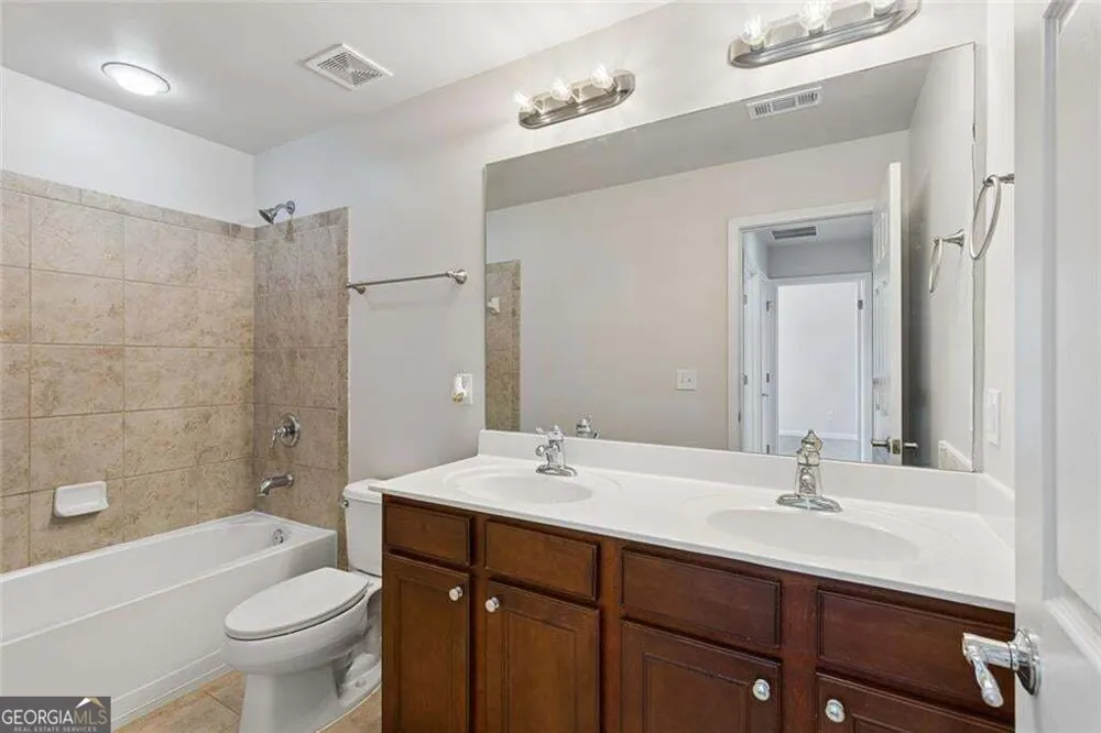 615 Syemore PASS Canton, GA 30115