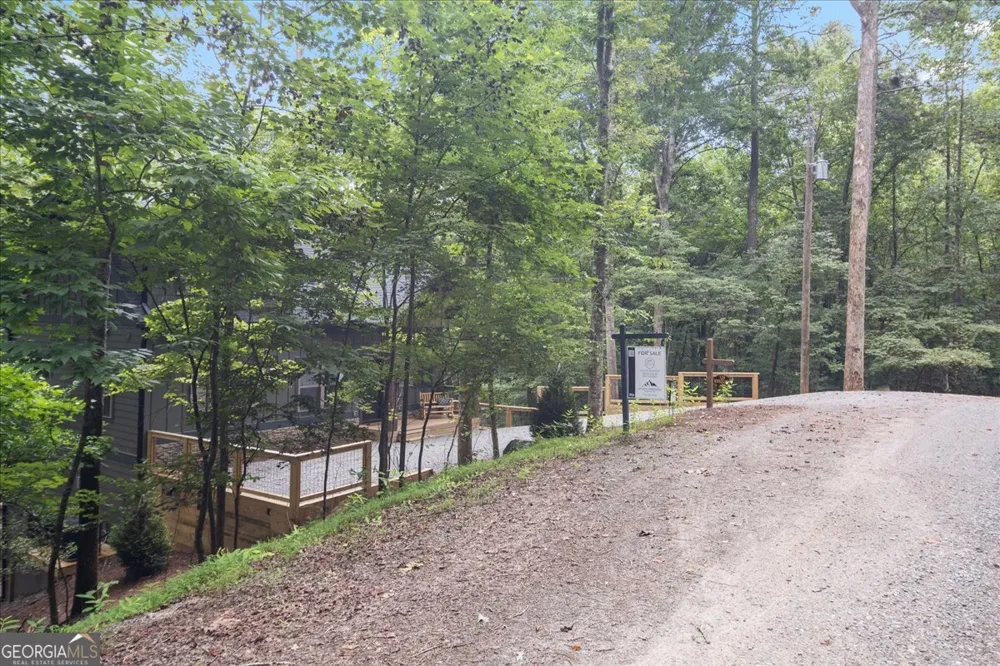 129 Monticello DR Ellijay, GA 30540