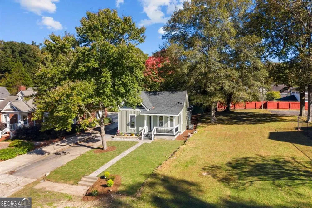 515 Woodlawn AVE Calhoun, GA 30701