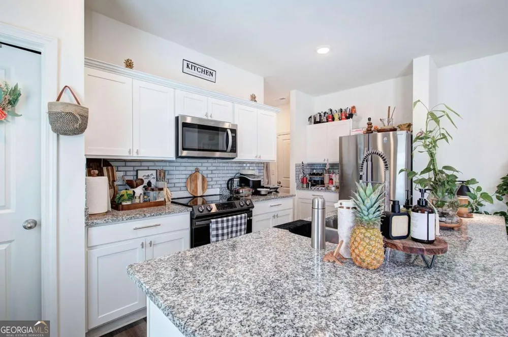 138 Verona DR NW Cartersville, GA 30120