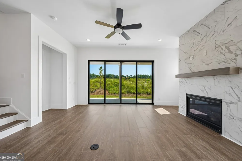 203 Regester WAY Peachtree City, GA 30269