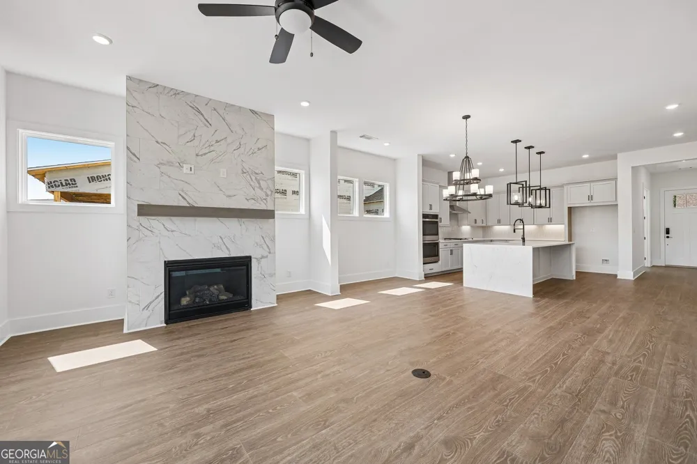 203 Regester WAY Peachtree City, GA 30269
