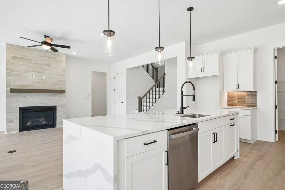 212 Regester WAY Peachtree City, GA 30269